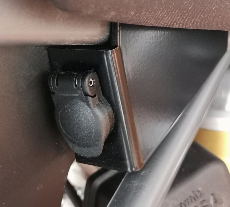 DIN-Steckdosenverlegung für BMW  R1250GS/ R1250GS Adventure/ R1200GS ab 2013/ R1200GS Adventure ab 2014