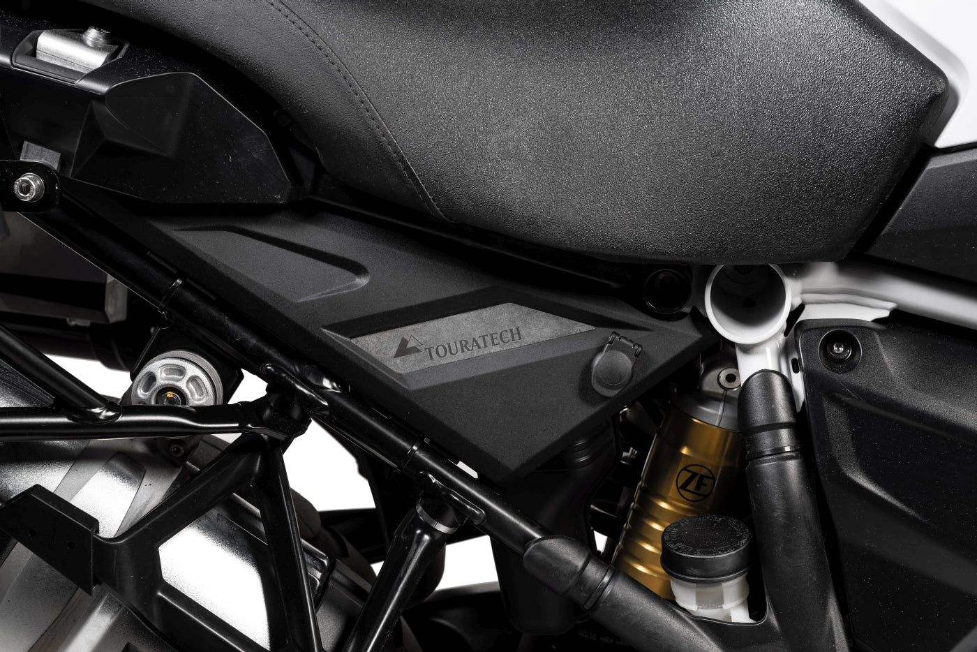 Seitendeckel mit Steckdosenvorbereitung für BMW R1250GS/ R1250GS Adventure/ R1200GS ab 2013 / R1200GS Adventure ab 2014 (Satz)