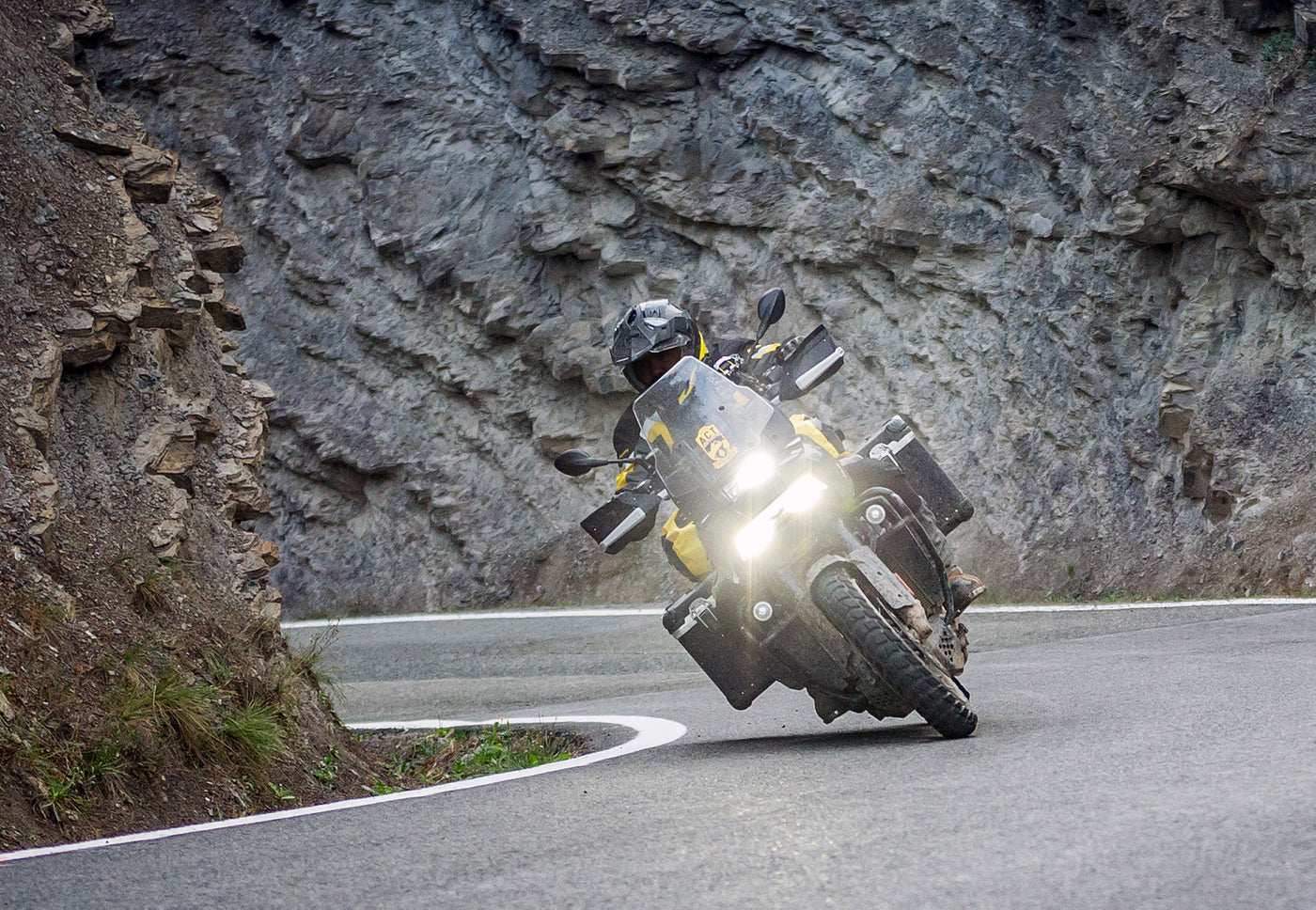 ZEGA Evo X "Premium Edition" Sondersystem "And-Black" 45/45 ltr. mit Edelstahlträger schwarz inkl. 2x Innentaschen und 6x Schlössern für Harley-Davidson RA1250 Pan America