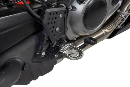 Fernreisefußrasten *Works*  für Harley-Davidson RA1250 Pan America
