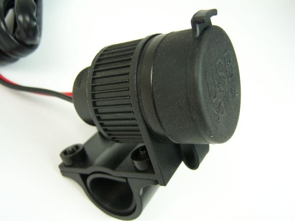 Duo USB Steckdose Motorrad, 12-24V, für 22mm / 25mm Lenker